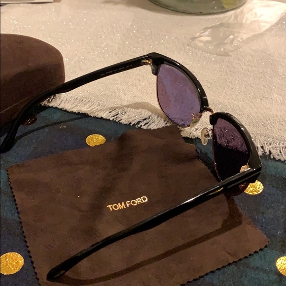 Tom Ford Sunglasses - Picture 6 of 7